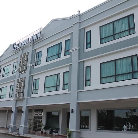 The Velton Inn บินตูลู ภายนอก รูปภาพ
